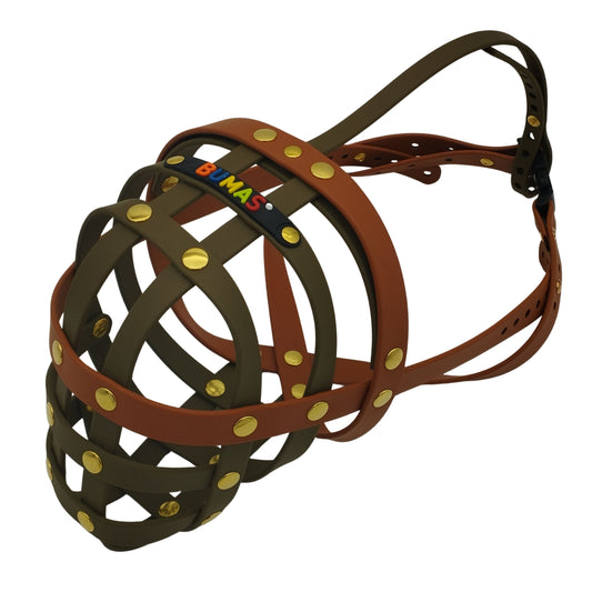 BUMAS Biothane Maulkorb für Bullterrier mit Downface